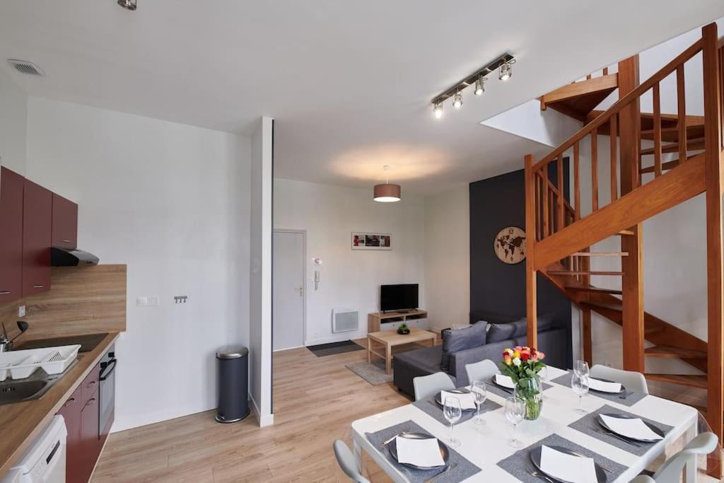 L'Eclat Travot Central Lumineux Vue Sublime Cholet Exterior photo